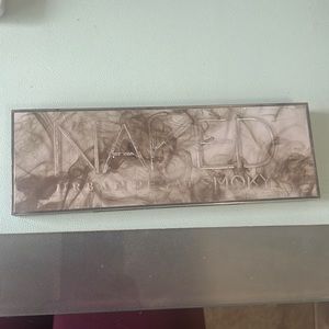 Used Urban Decay Smokey Eyeshadow Palette